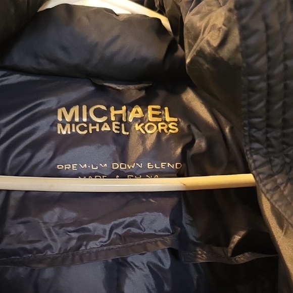 Michael Kors Navy Puffer Coat with Faux Fur Hood - Picture 4 of 8